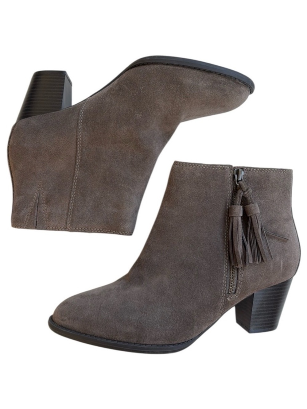 EUC Vionic Leather Madeline Ankle Boots Size